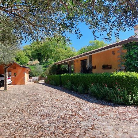 Casa Vacanza Centro Sardegna Sorgono Exterior foto