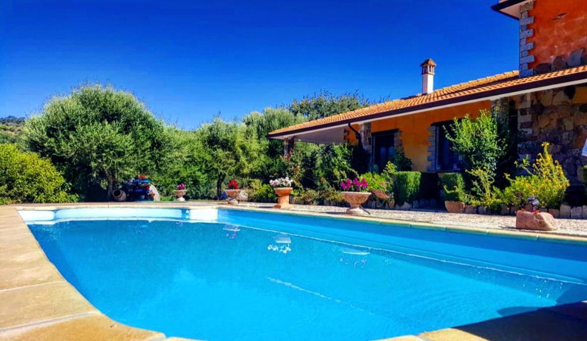 Casa Vacanza Centro Sardegna Sorgono Exterior foto